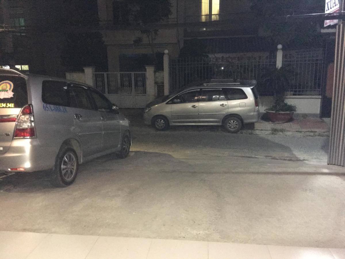 Khách sạn nhà nghỉ Thanh Xuân Long Xuyên Extérieur photo