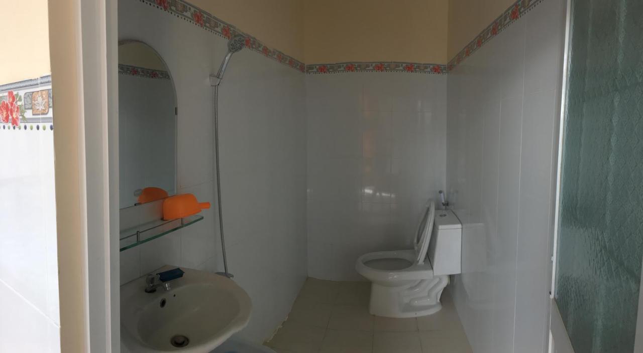 Khách sạn nhà nghỉ Thanh Xuân Long Xuyên Extérieur photo