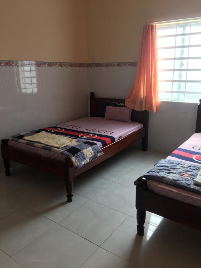 Khách sạn nhà nghỉ Thanh Xuân Long Xuyên Extérieur photo